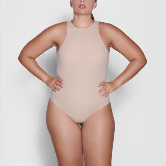 Skims Fits Everybody High Neck Bodysuit Limited Edition Mica Women's Size Small - Picture 1 of 7